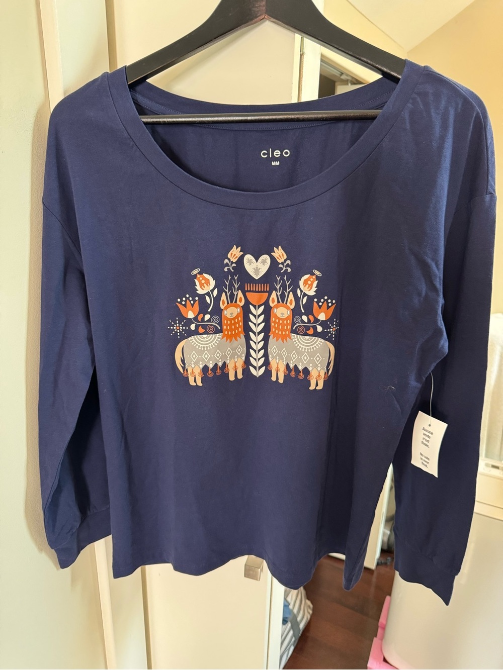 cleo NWT size medium Navy Long-Sleeve Tee with Folk Animal Graphic